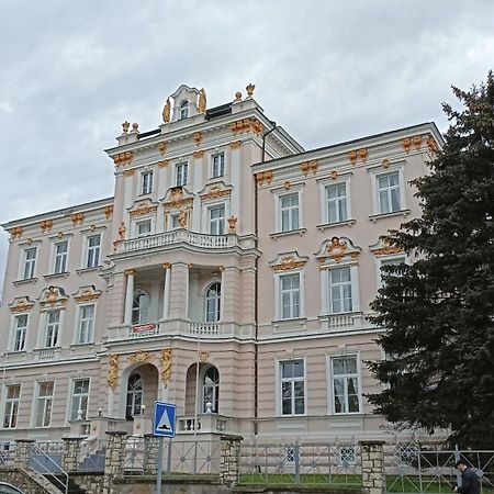 Mva House Teplice, Sanovsky Park Aparthotel Bagian luar foto