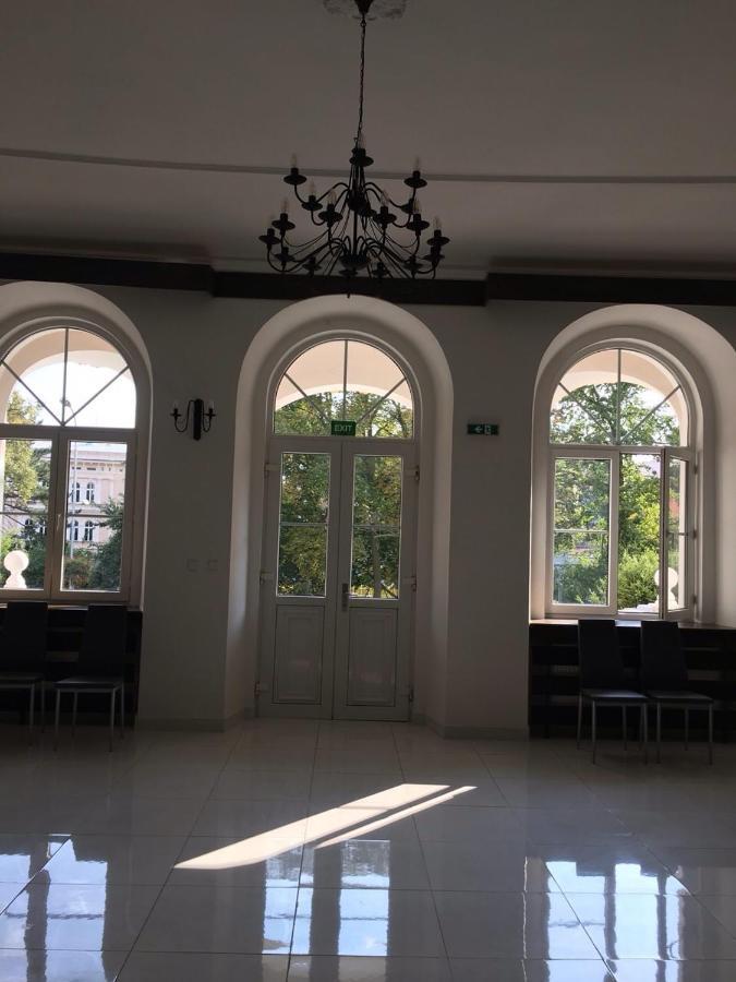 Mva House Teplice, Sanovsky Park Aparthotel Bagian luar foto
