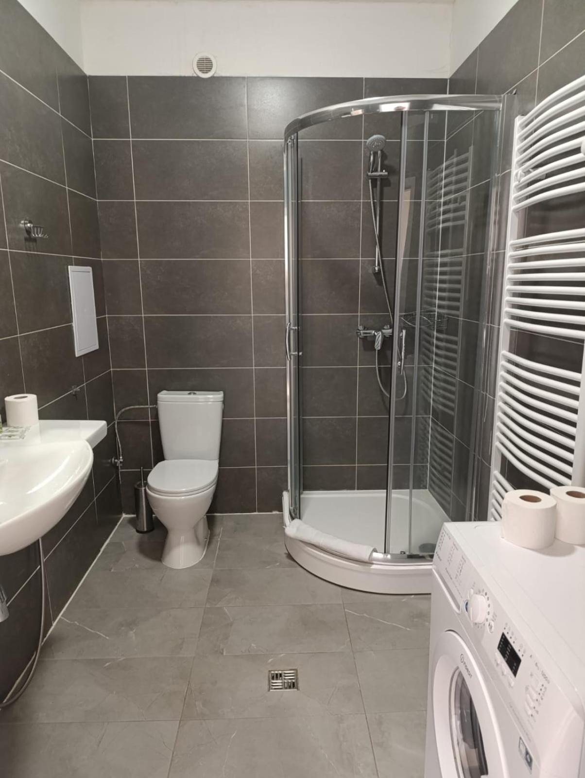 Mva House Teplice, Sanovsky Park Aparthotel Bagian luar foto