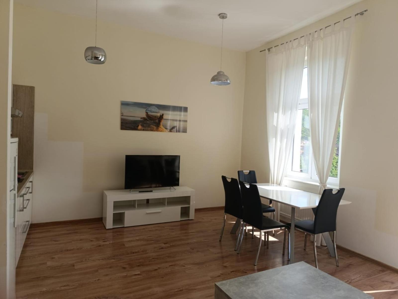 Mva House Teplice, Sanovsky Park Aparthotel Bagian luar foto